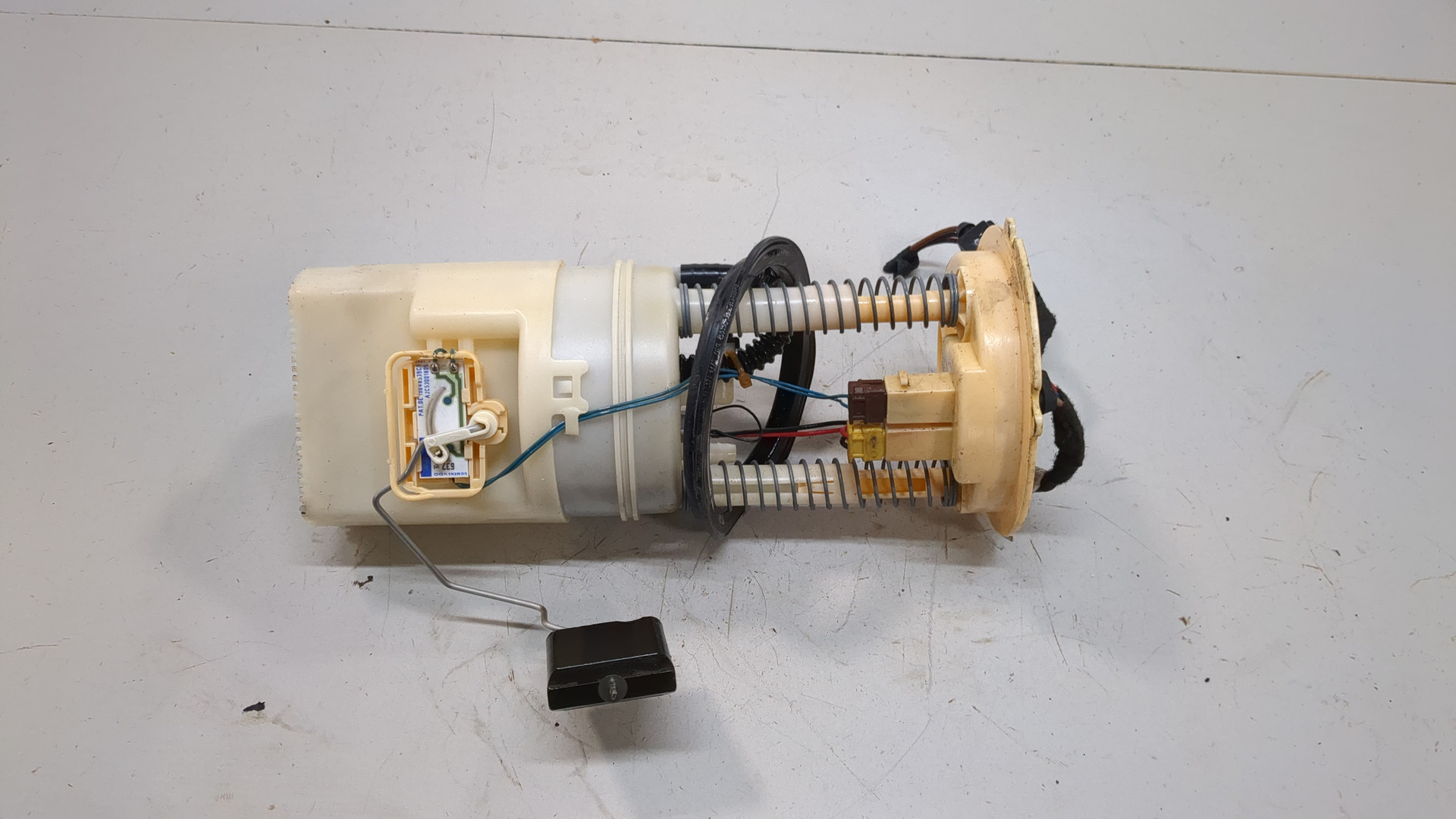 Насос топливный электрический