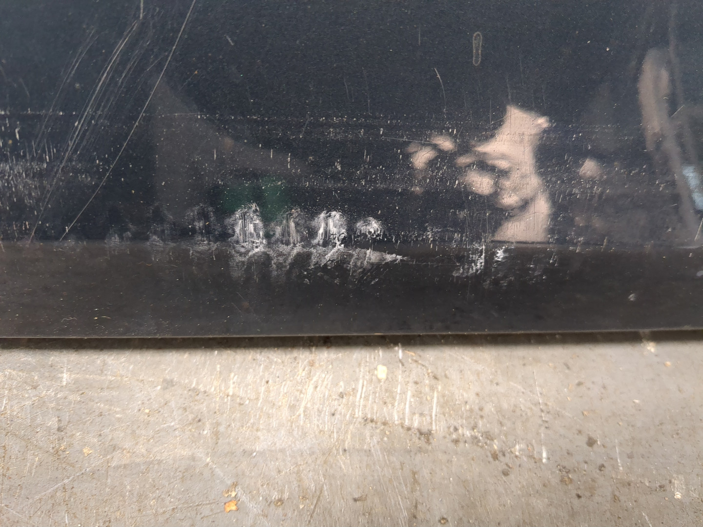 Дверь багажника нижняя (борт)