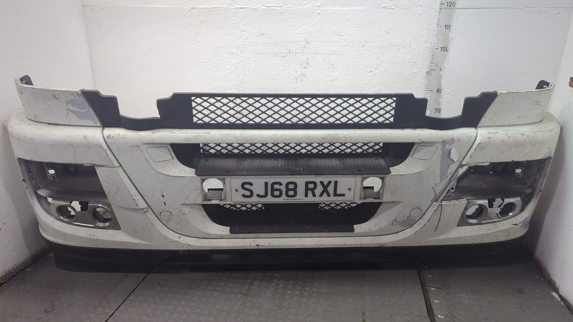 Бампер передний