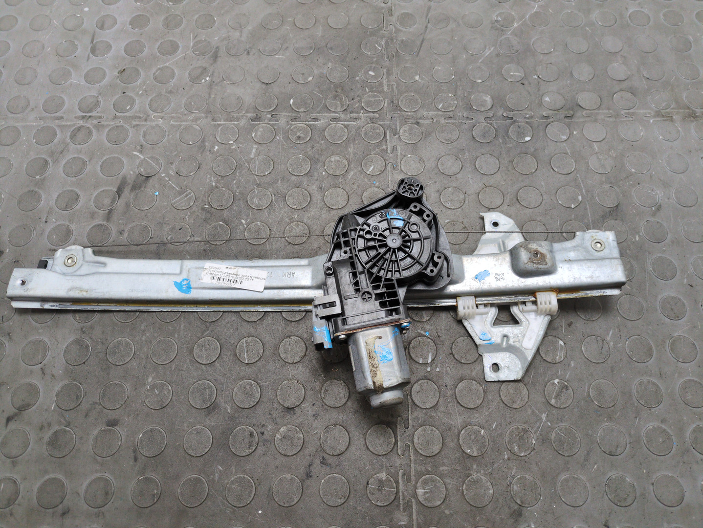 Стеклоподъемник электр. передний левый