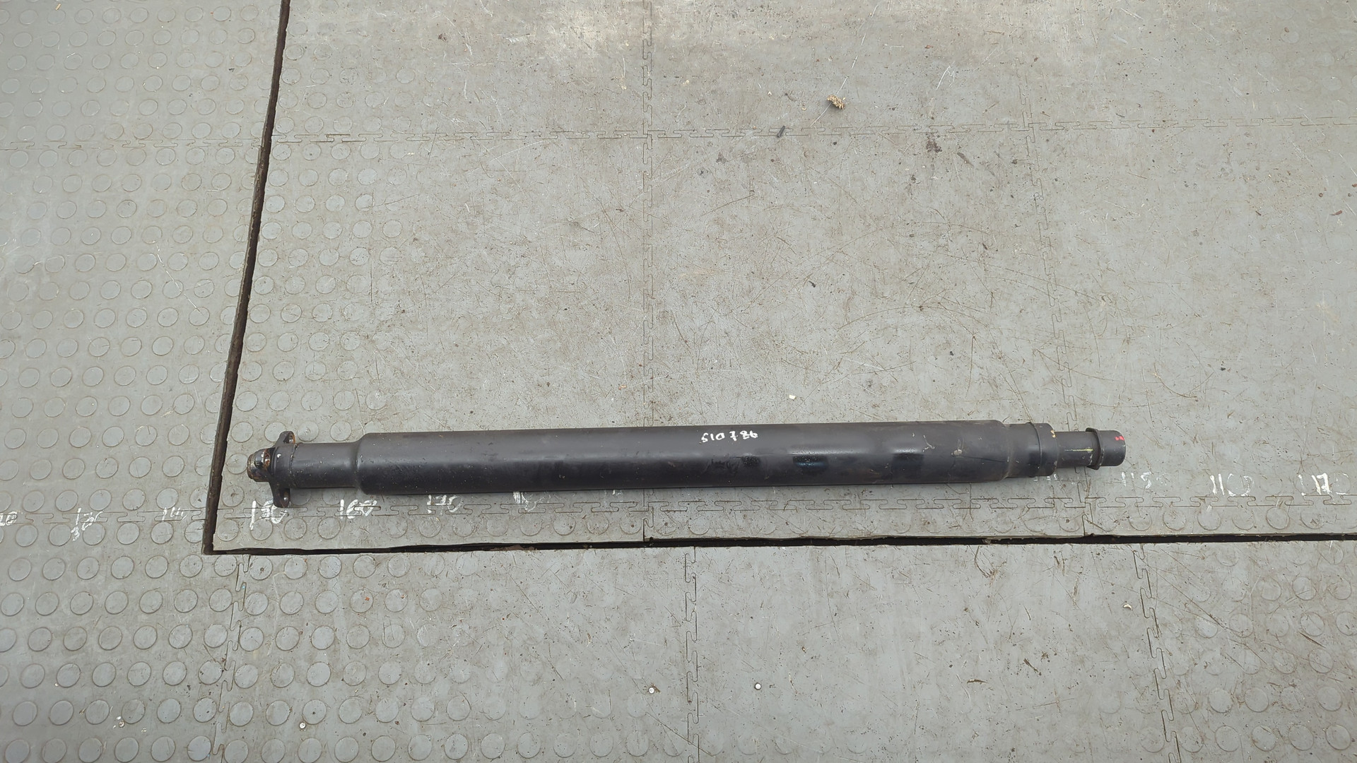 Вал карданный задний