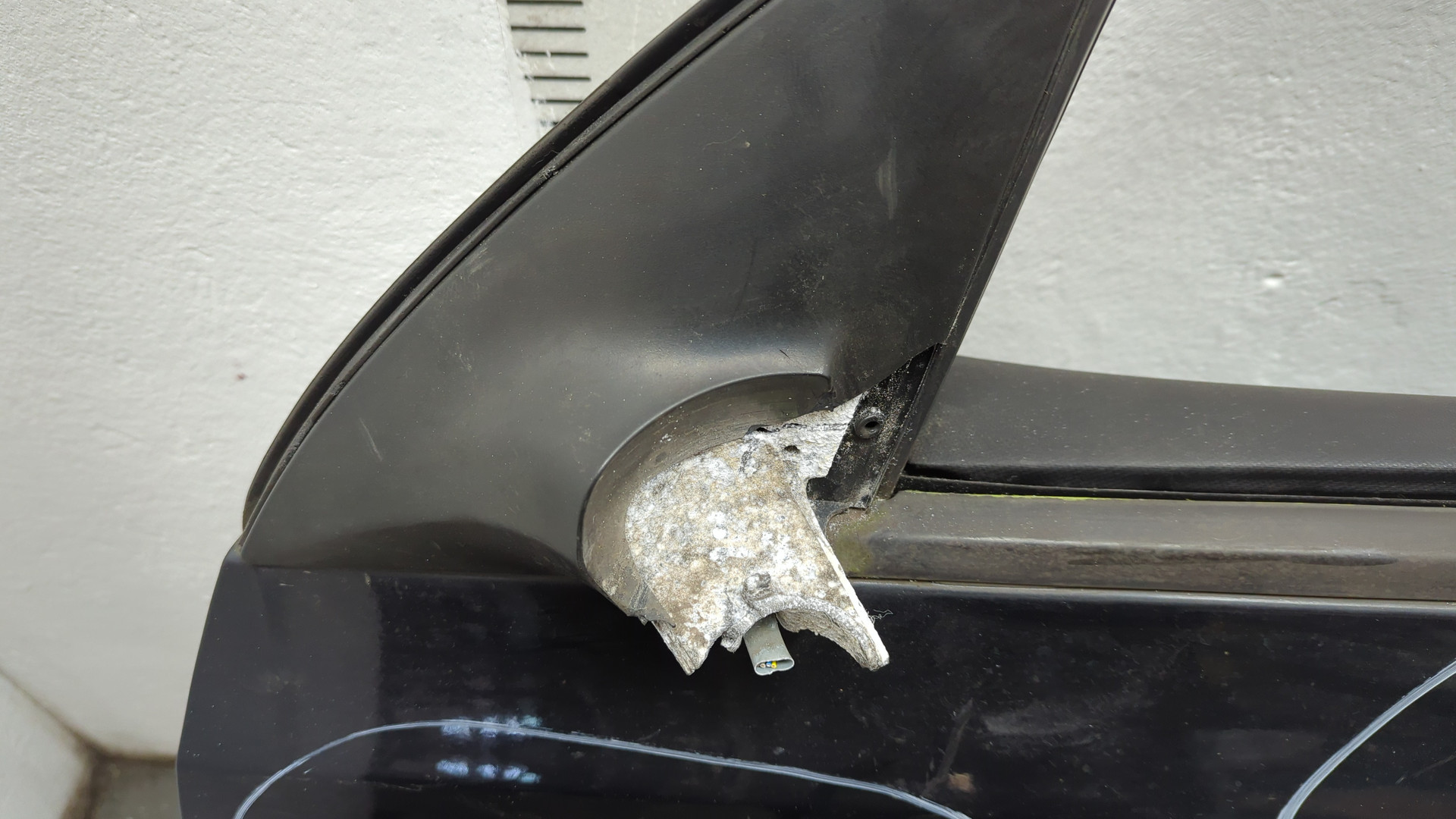 Дверь передняя левая