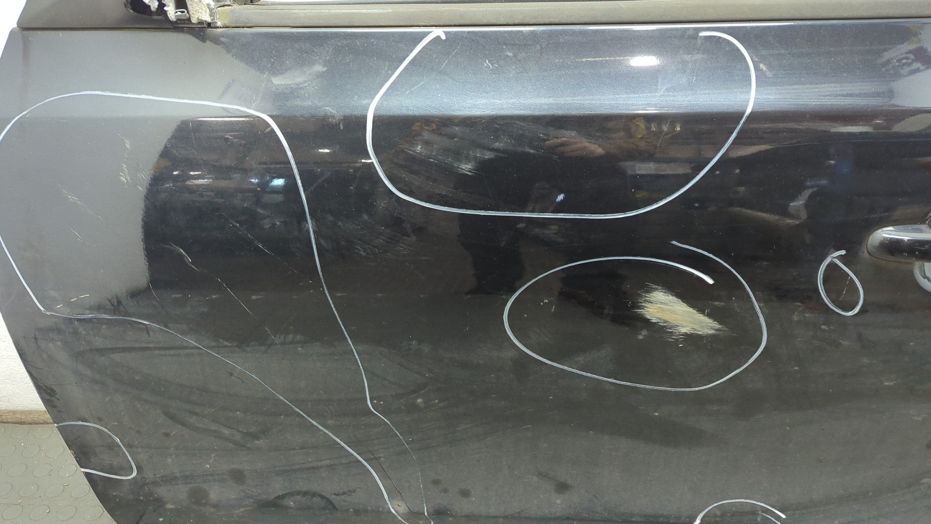 Дверь передняя левая