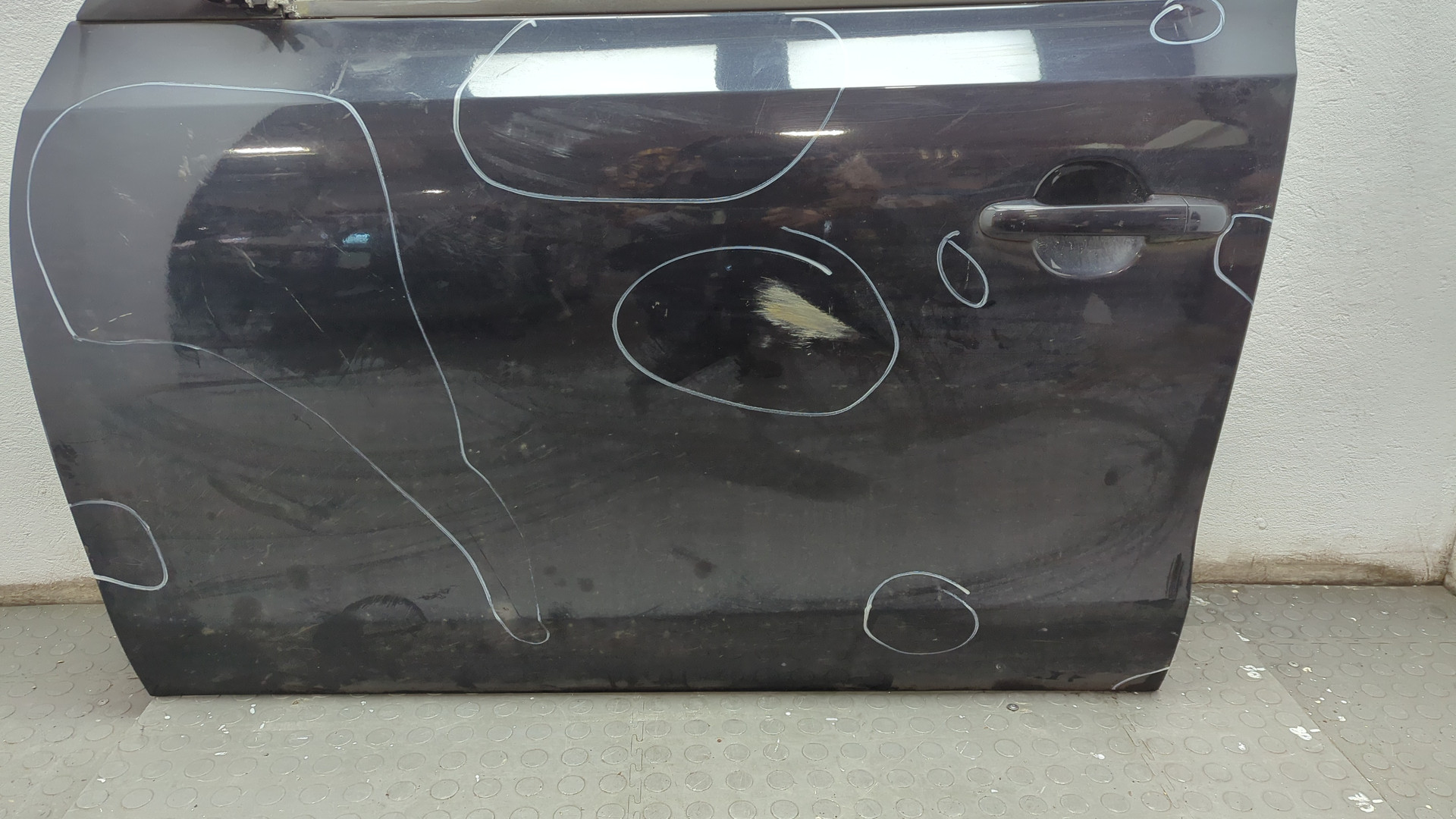 Дверь передняя левая