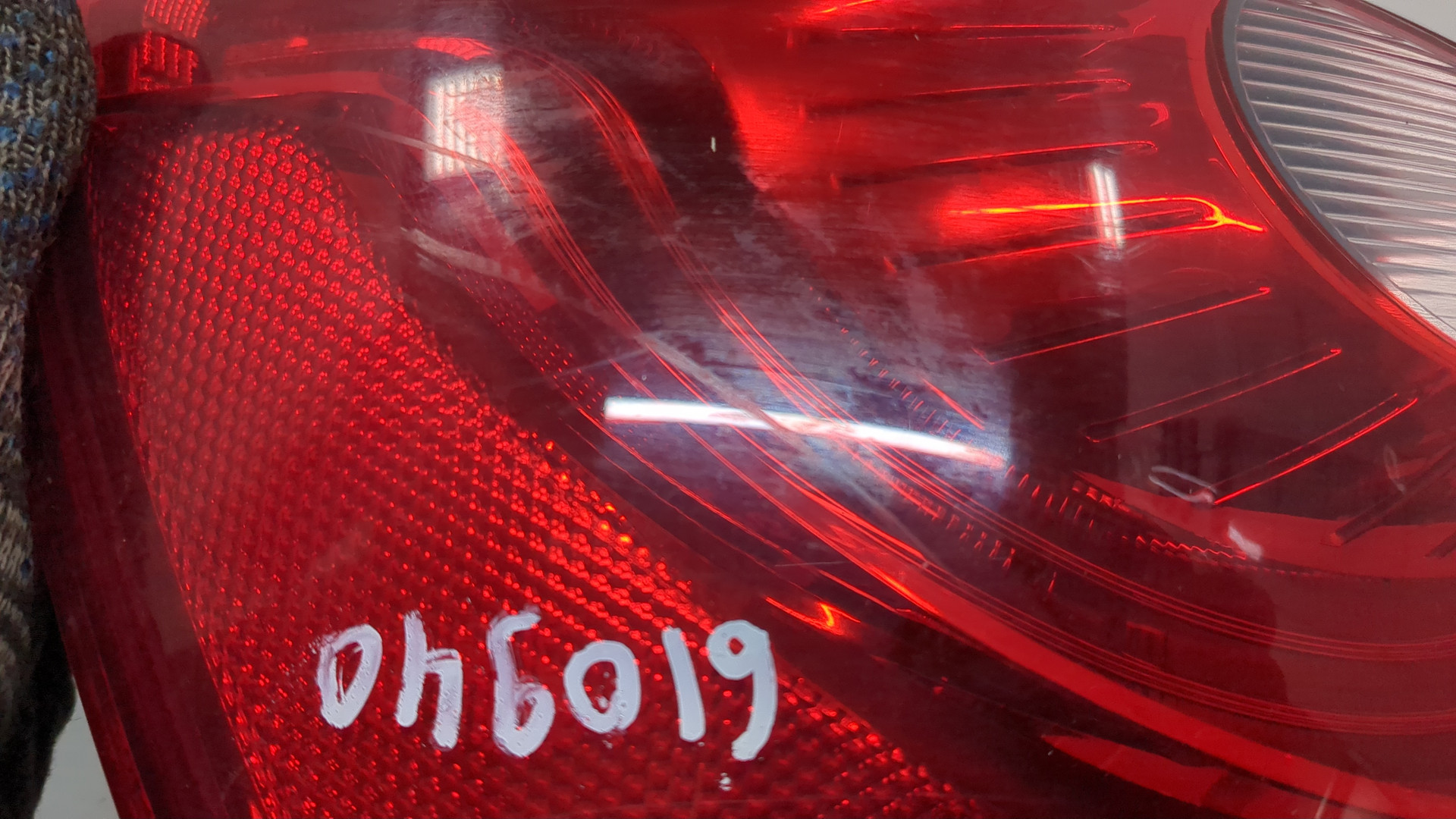 Фонарь задний левый