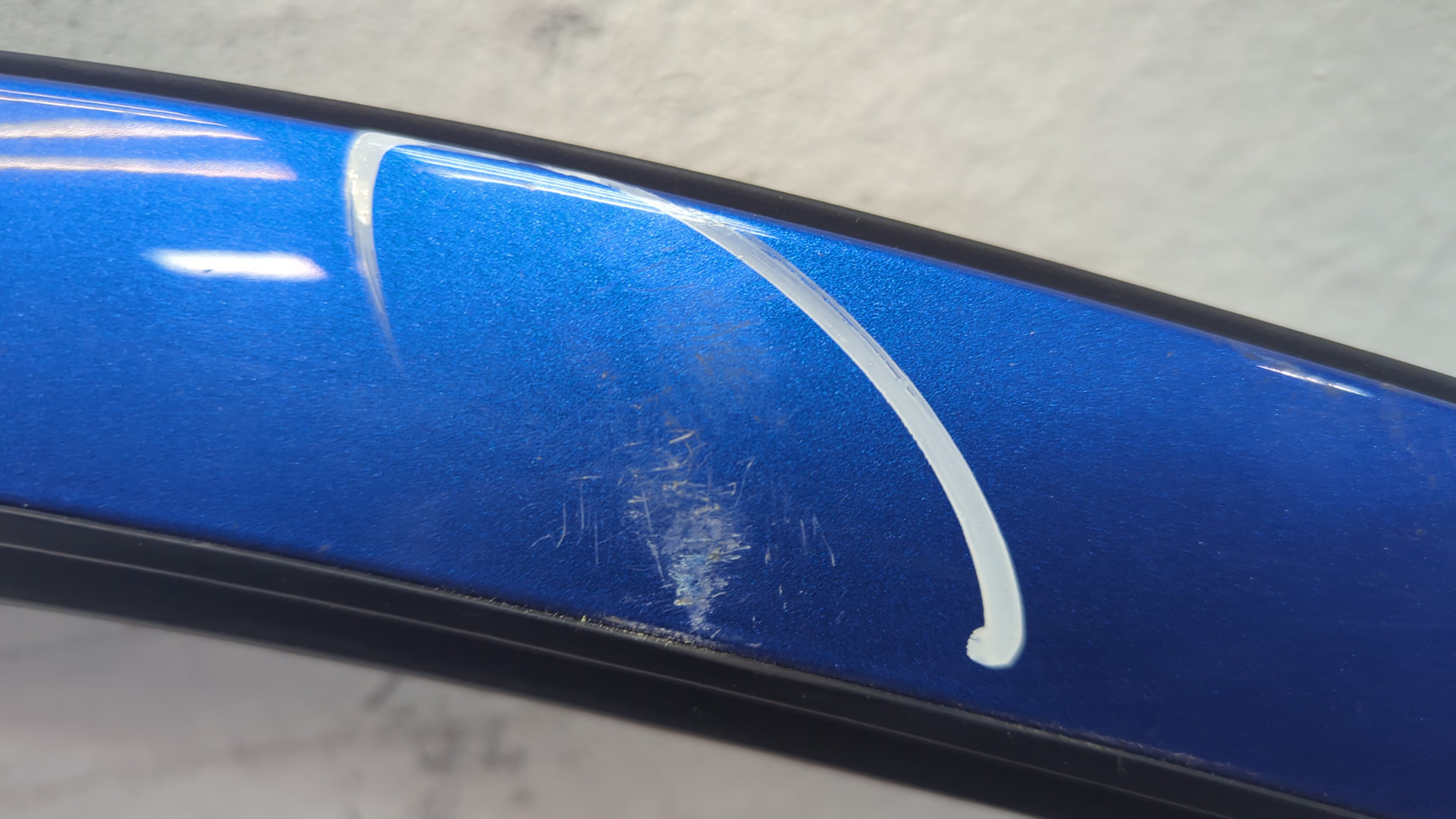 Дверь передняя правая