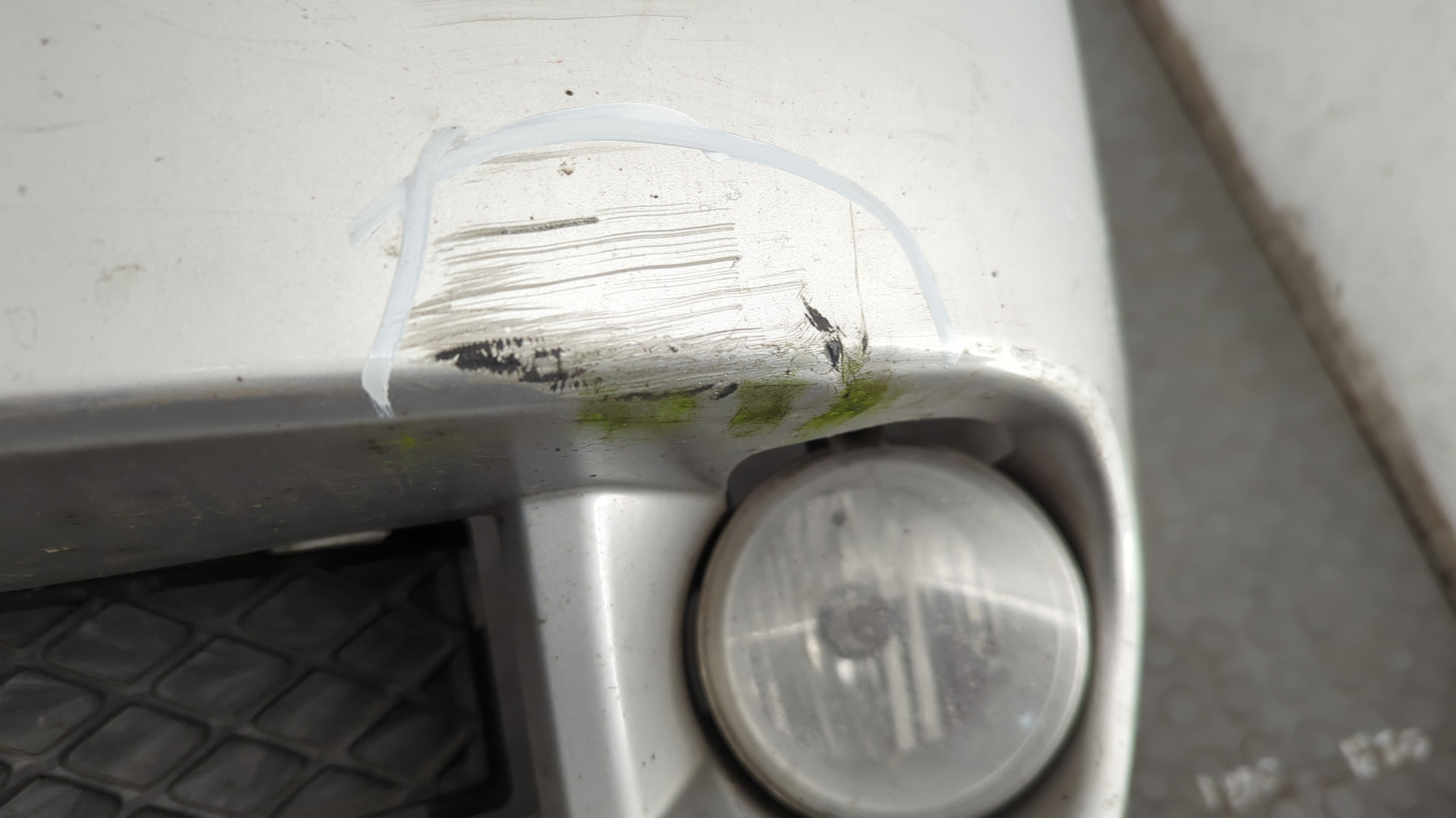 Бампер передний