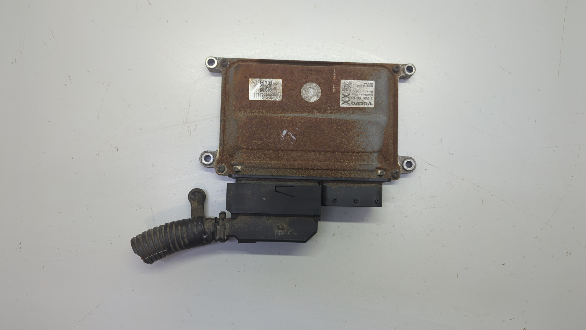 Блок управления двигателем