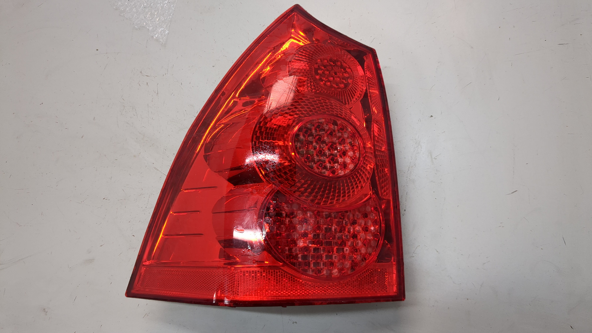 Фонарь задний левый