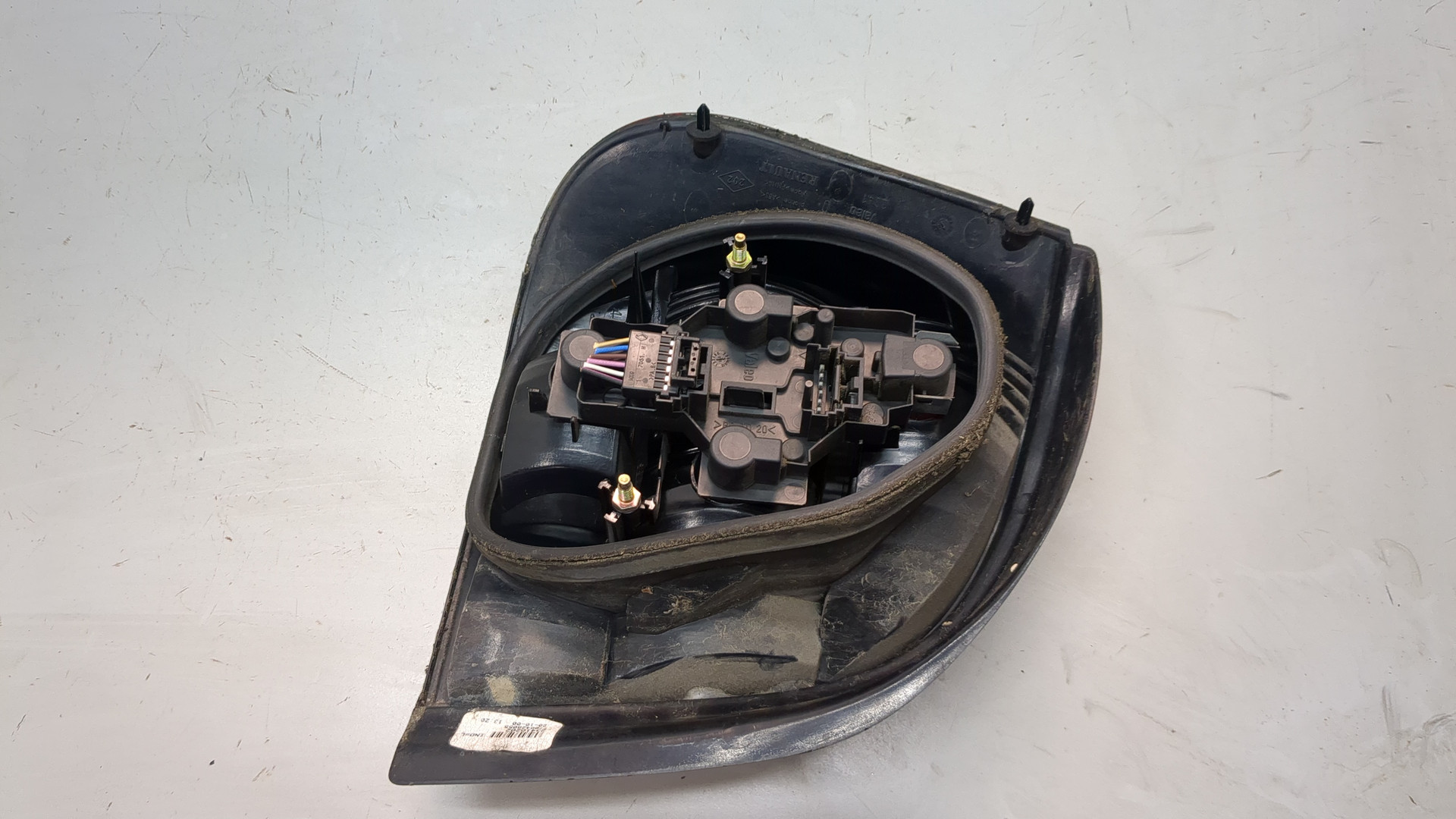 Фонарь задний правый