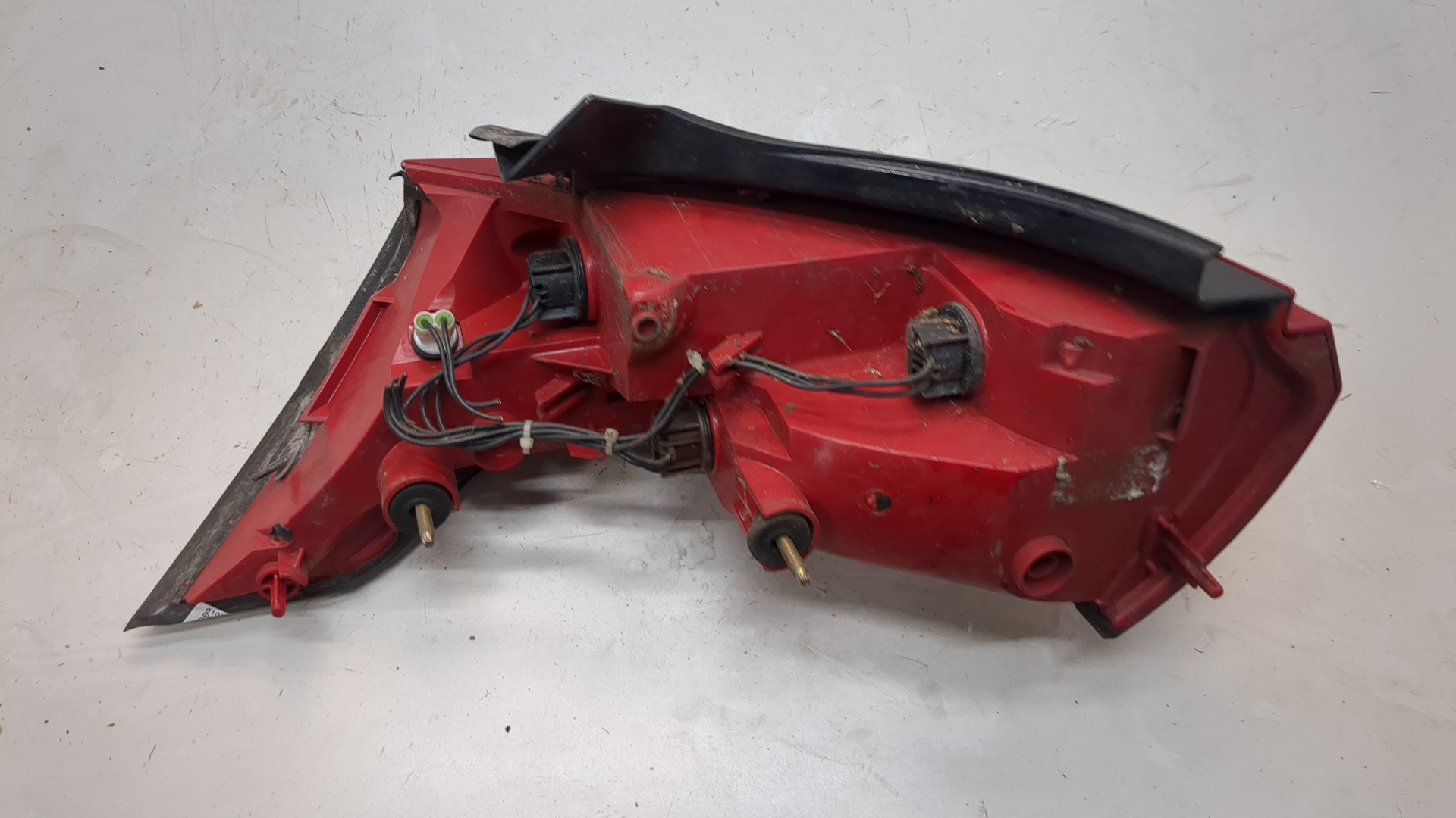 Фонарь задний правый