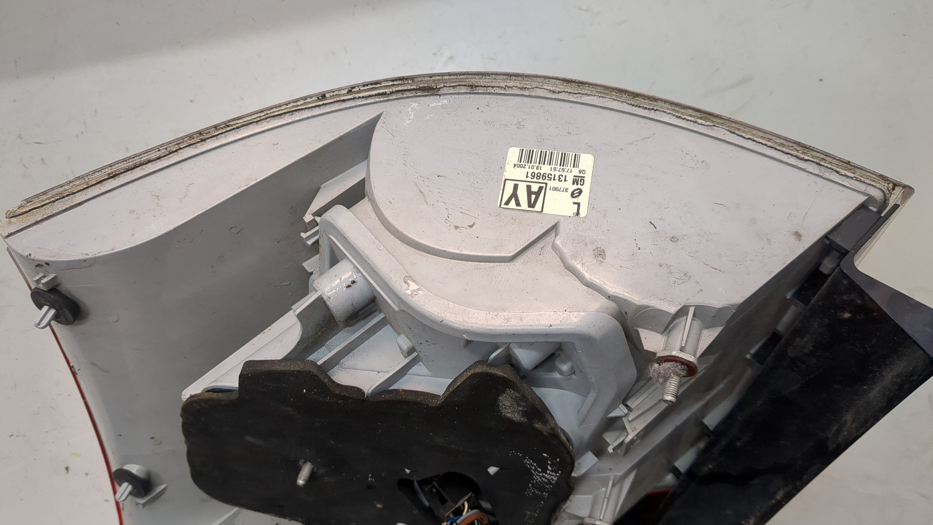 Фонарь задний левый