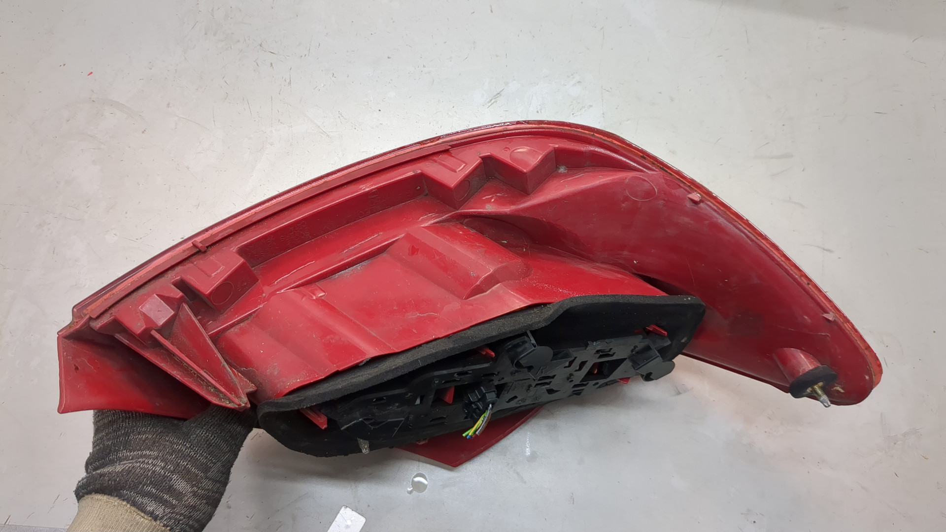 Фонарь задний правый