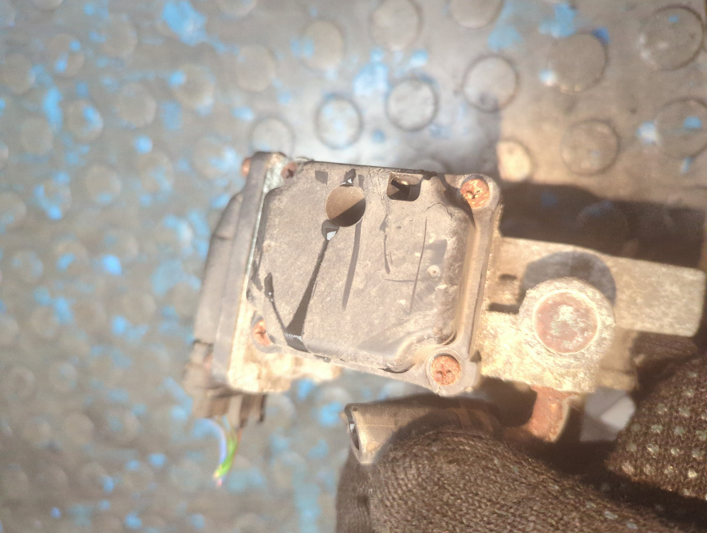 Заслонка дроссельная электрическая