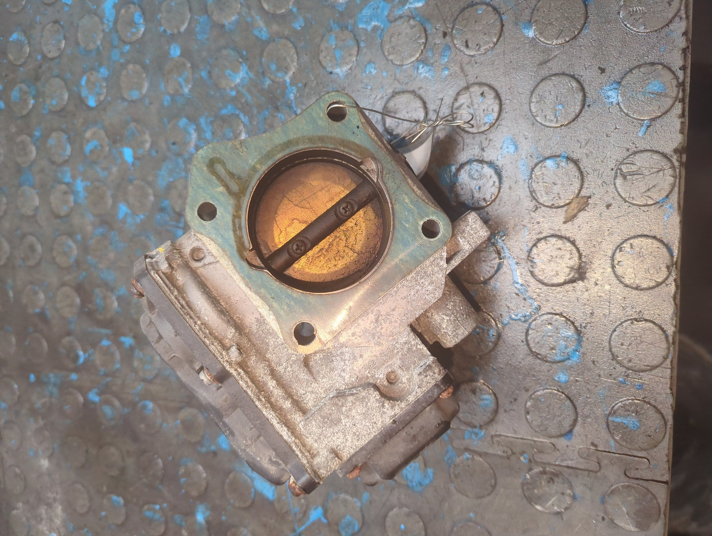 Заслонка дроссельная электрическая