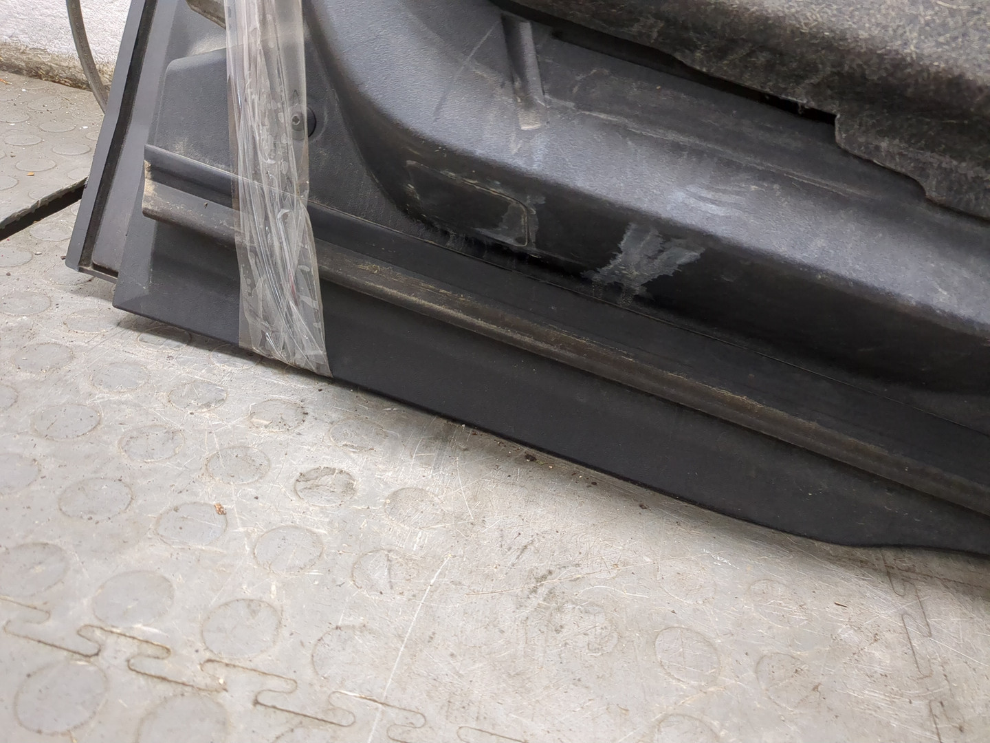 Дверь передняя правая