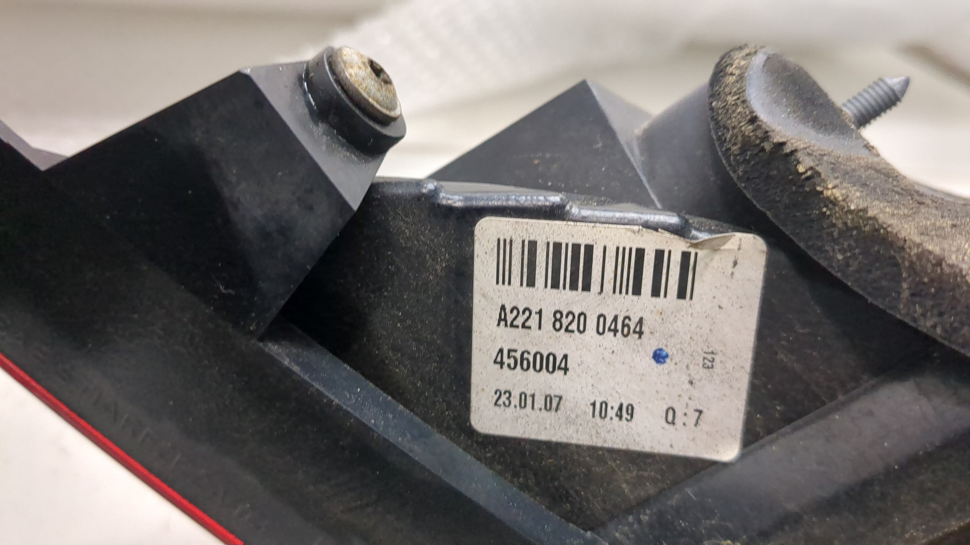 Фонарь задний правый