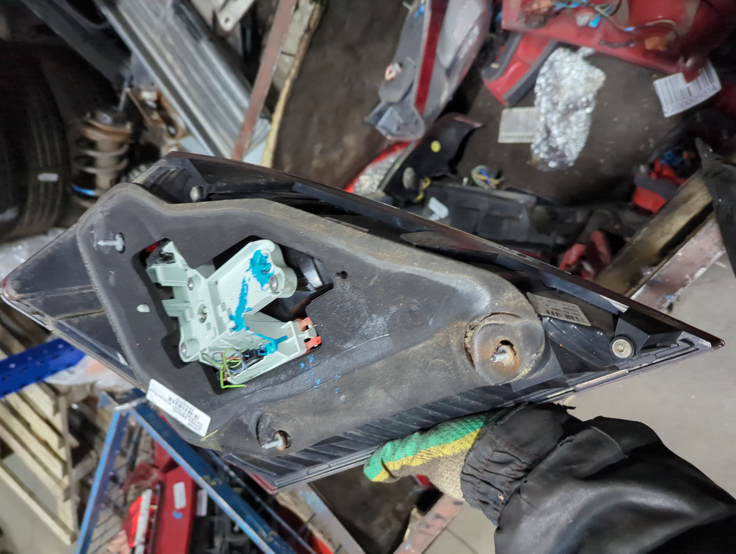 Фонарь задний правый