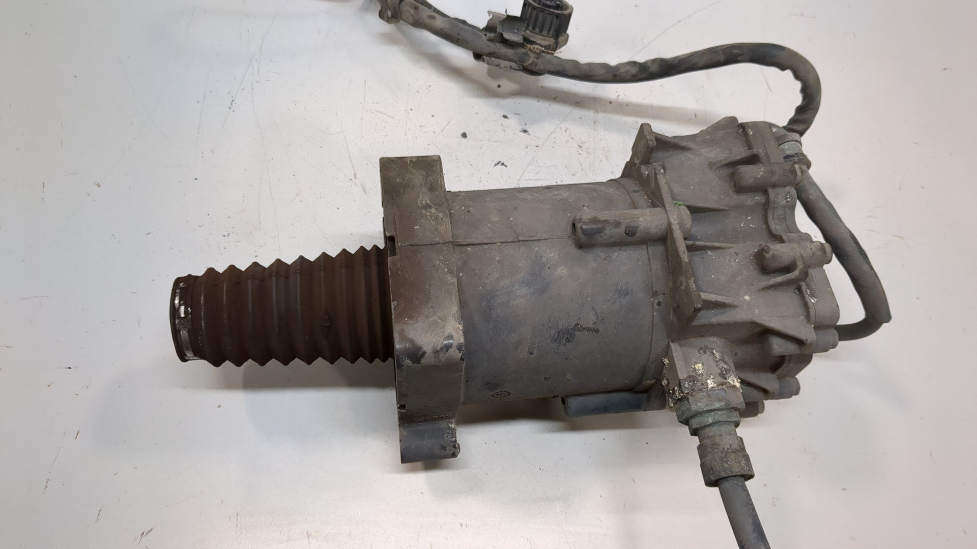 Усилитель сцепления вакуумный