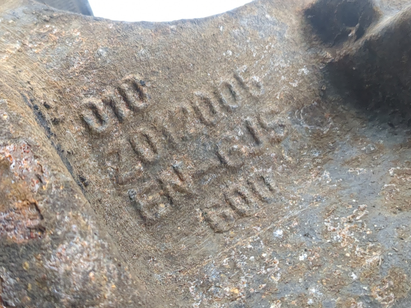 Суппорт передний левый