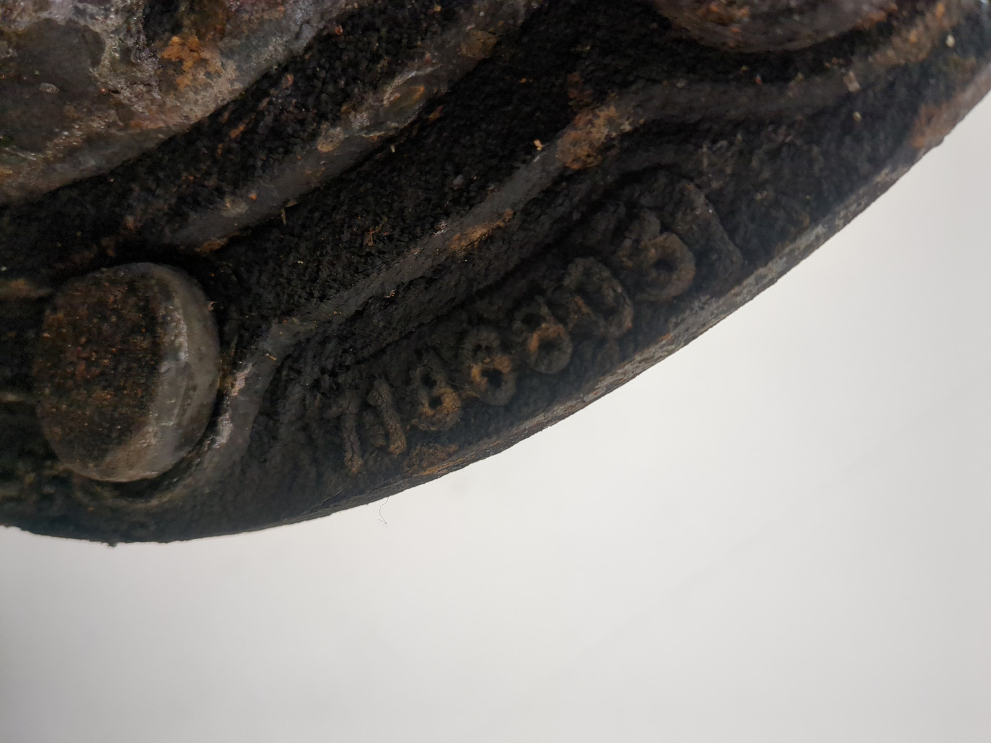 Кулак поворотный задний левый