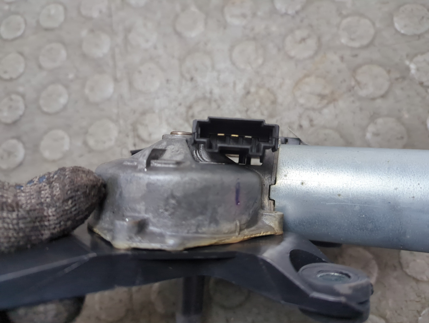 Моторчик стеклоочистителя задний