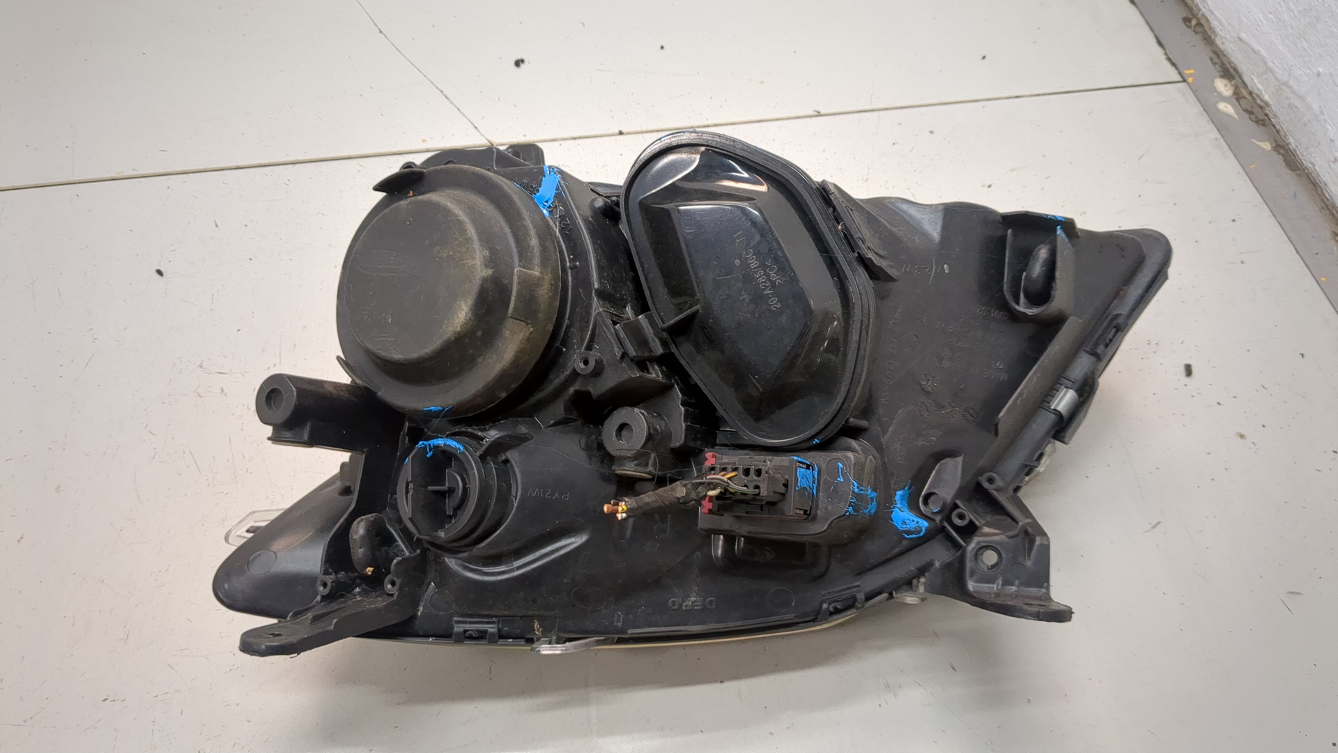 Фара правая