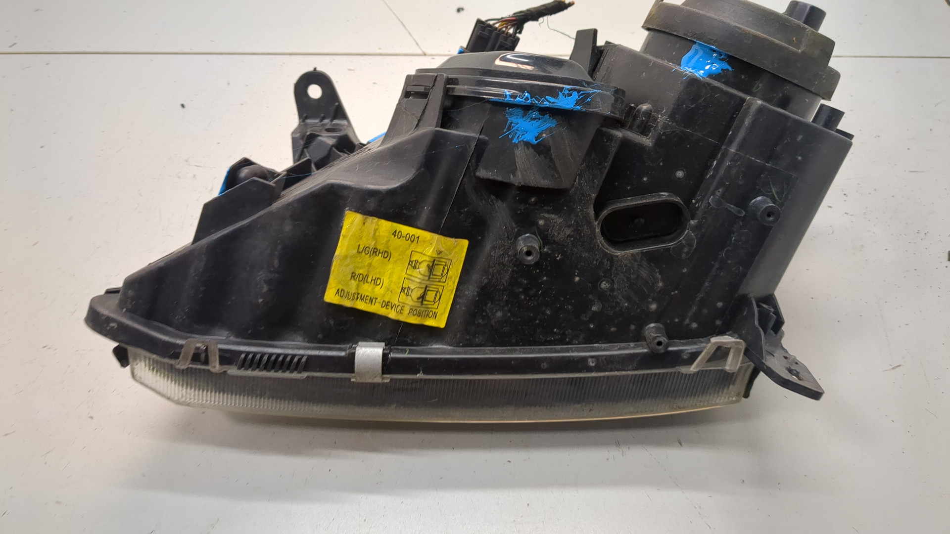 Фара правая