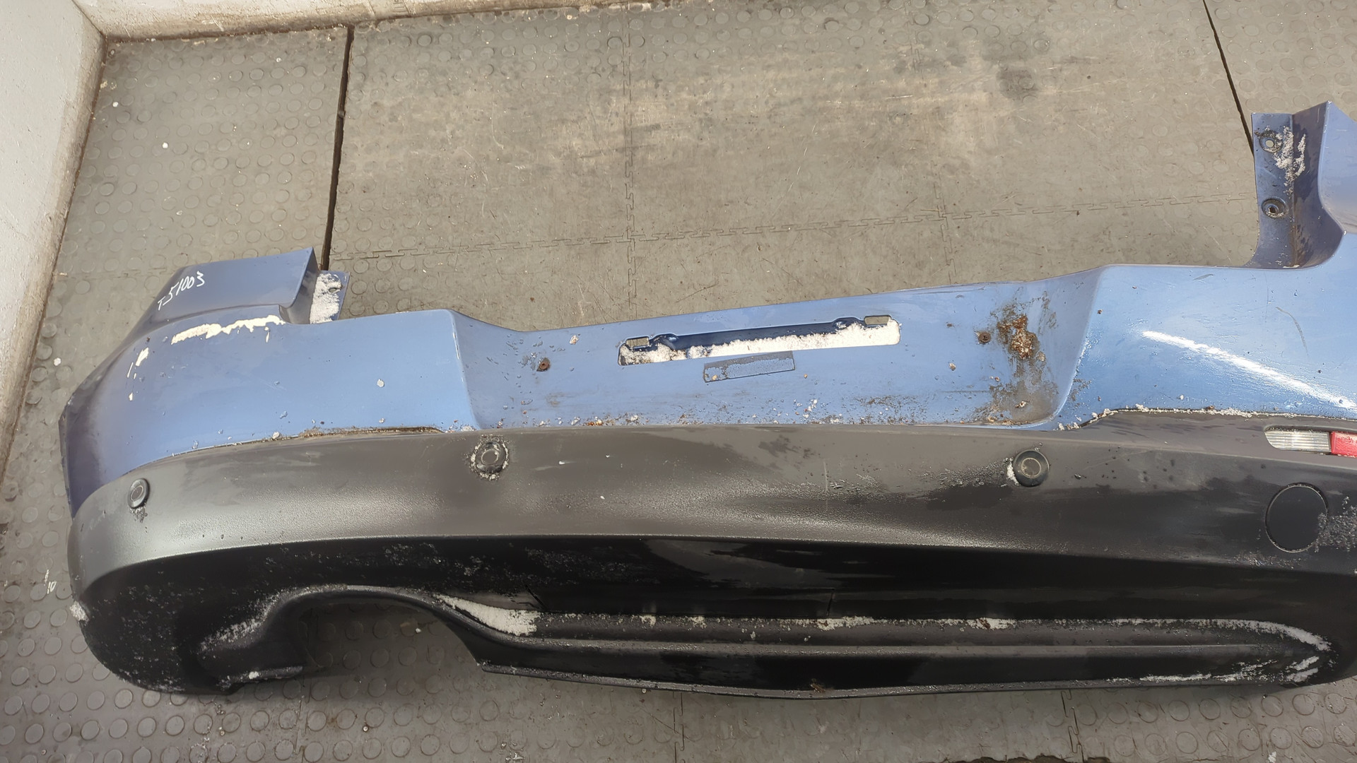 Бампер задний