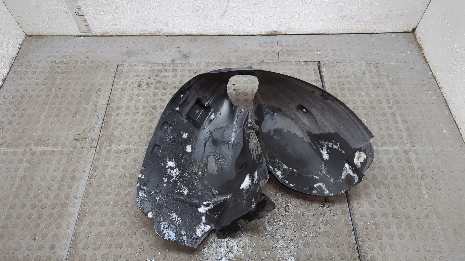 Локер передний левый