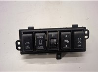 25380ZQ10A Кнопка открывания багажника салонная Infiniti QX56 2004-2010 20903128 #1