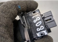 25380ZQ10A Кнопка открывания багажника салонная Infiniti QX56 2004-2010 20903128 #4