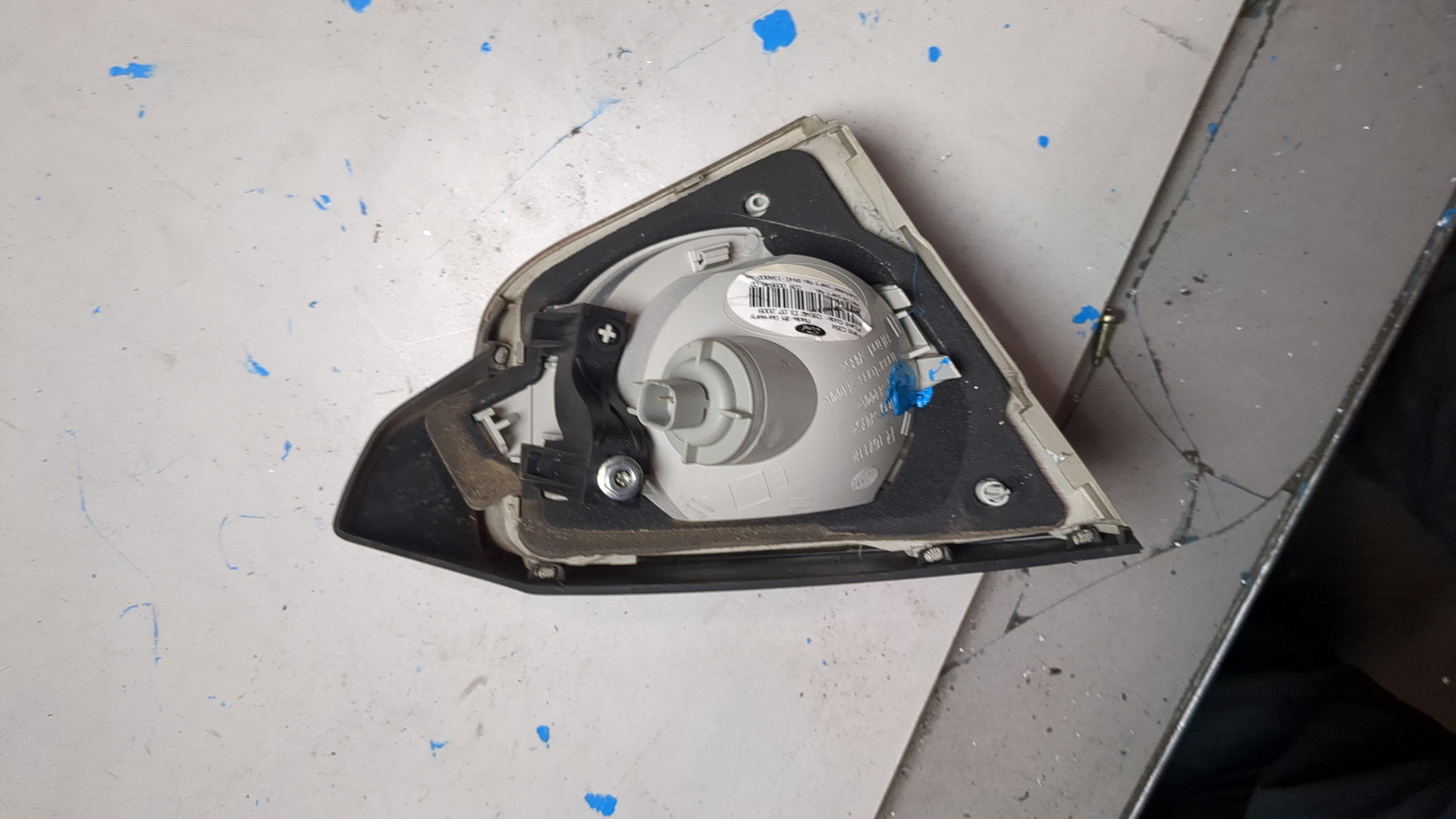 Фонарь задний внутренний правый