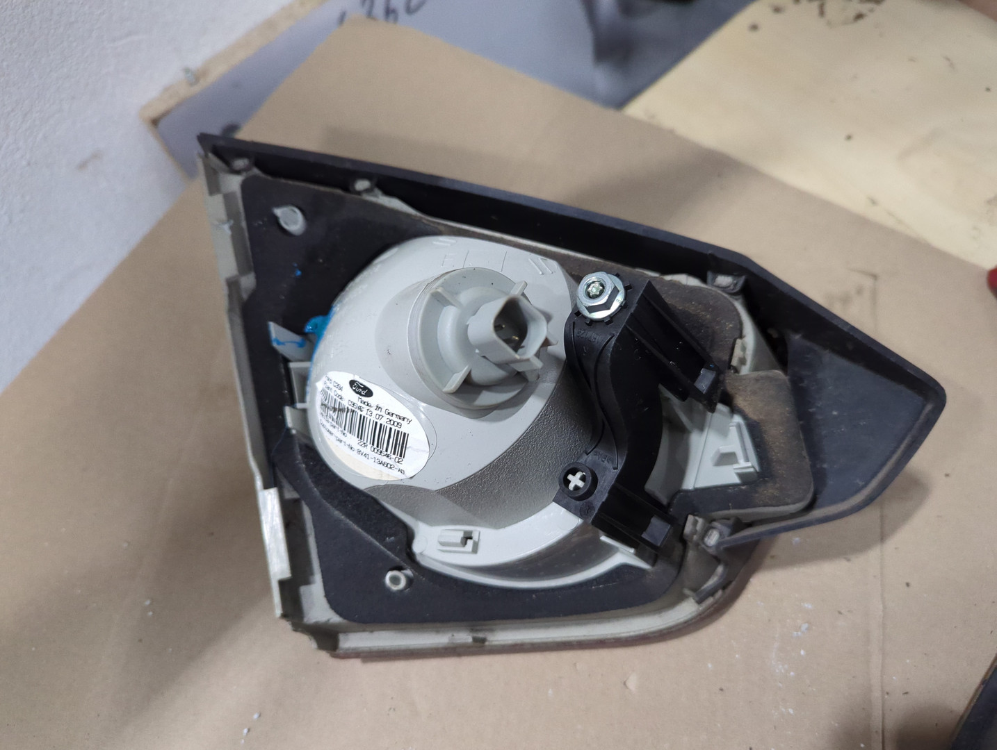 Фонарь задний внутренний правый