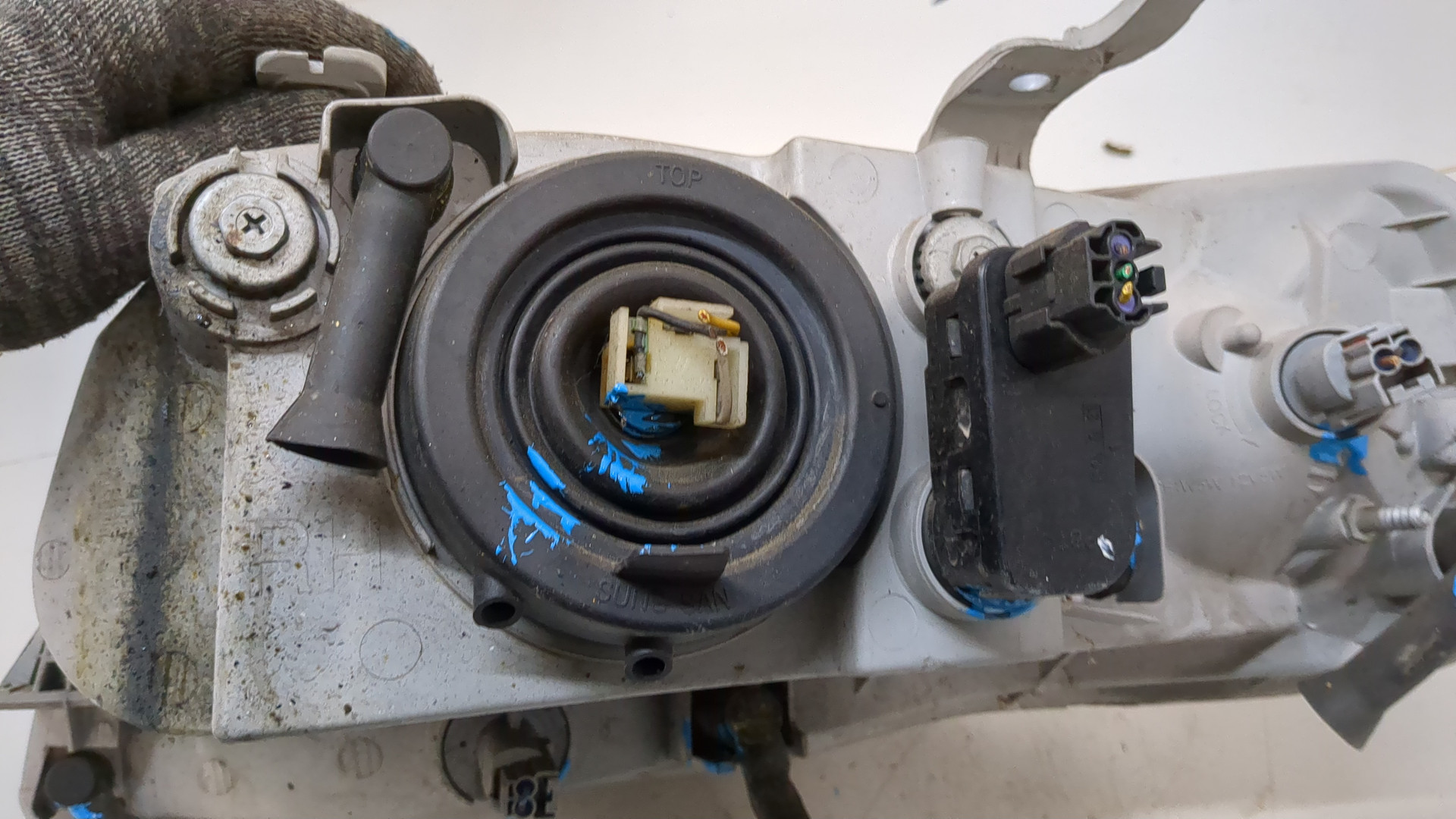 Фара правая