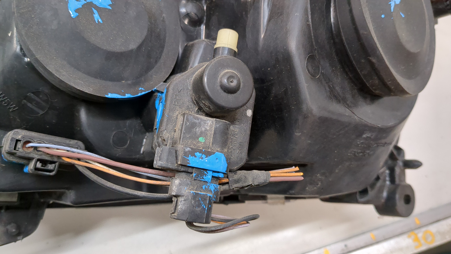 Фара правая