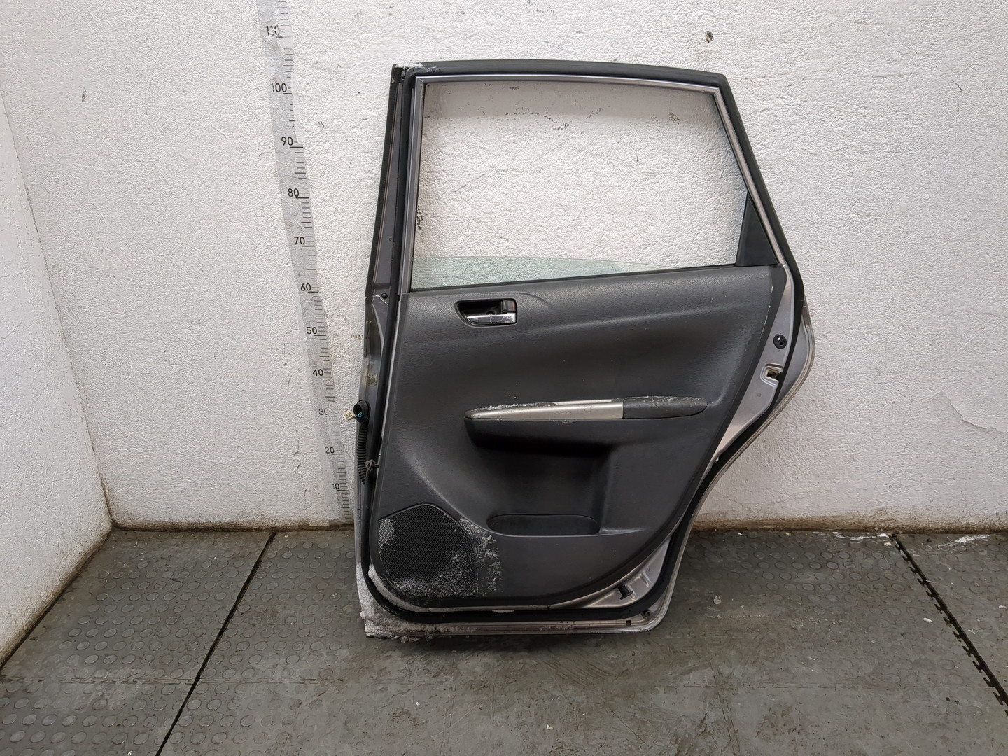 Дверь задняя правая