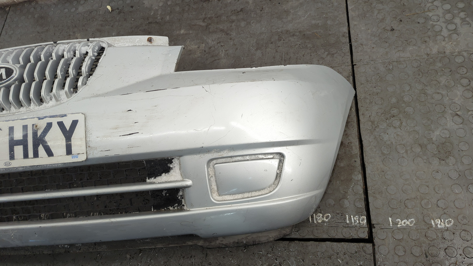 Бампер передний