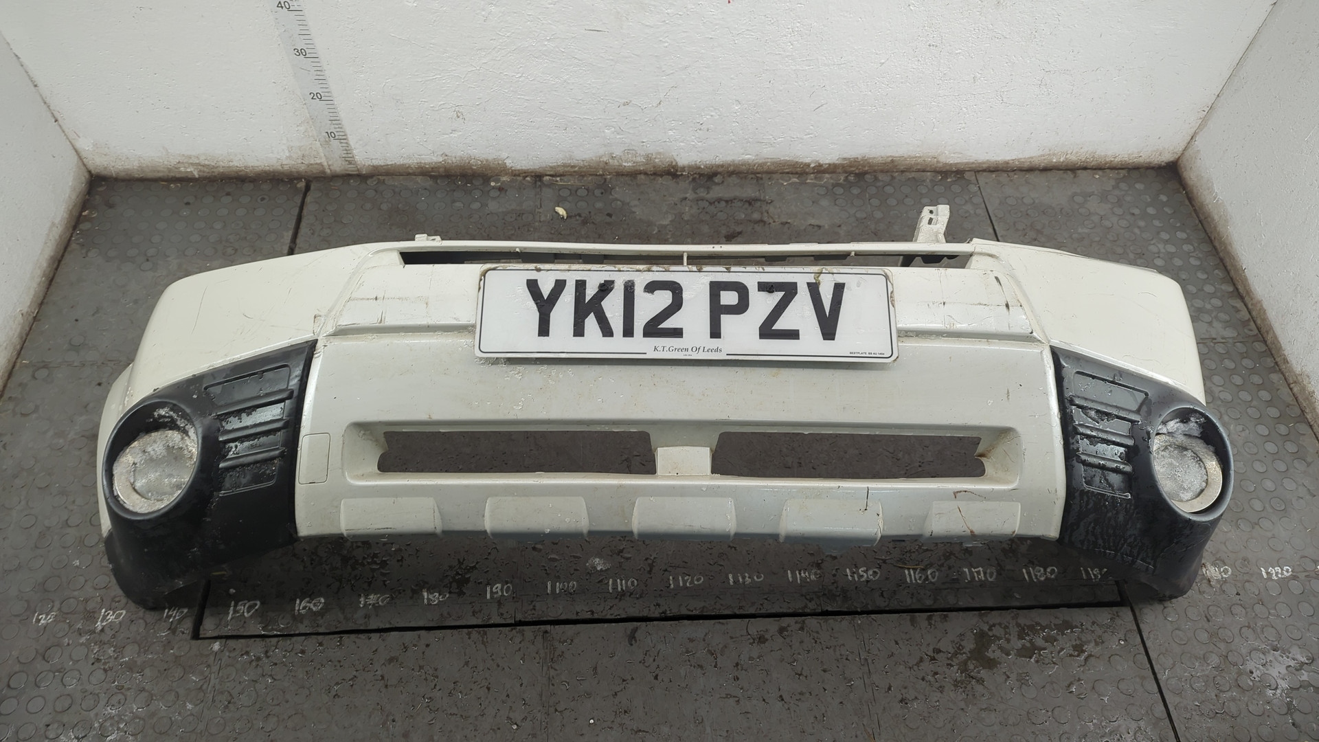 Бампер передний