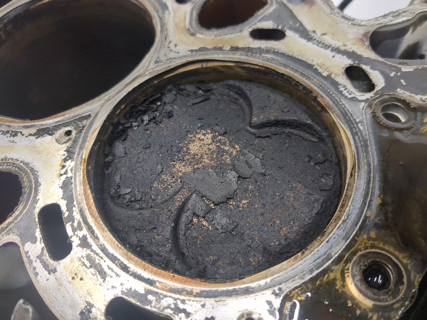 Блок двигателя