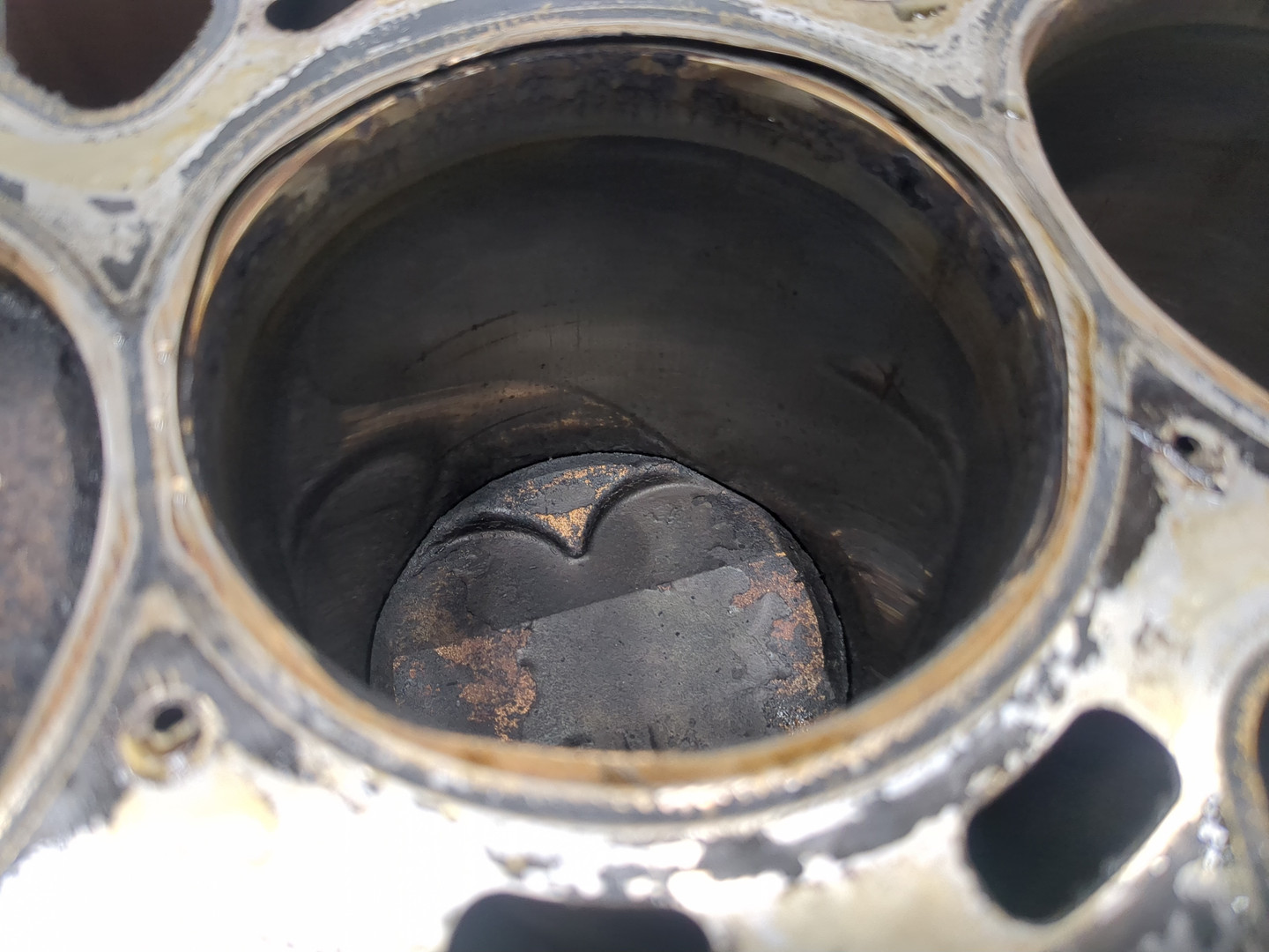 Блок двигателя