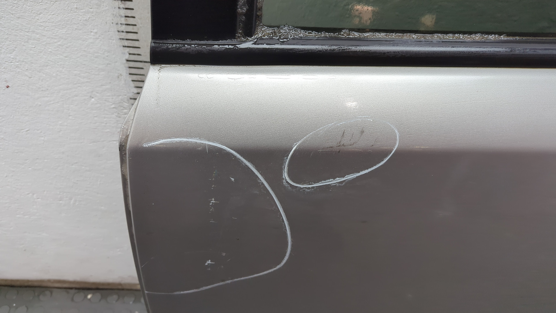 Дверь задняя левая