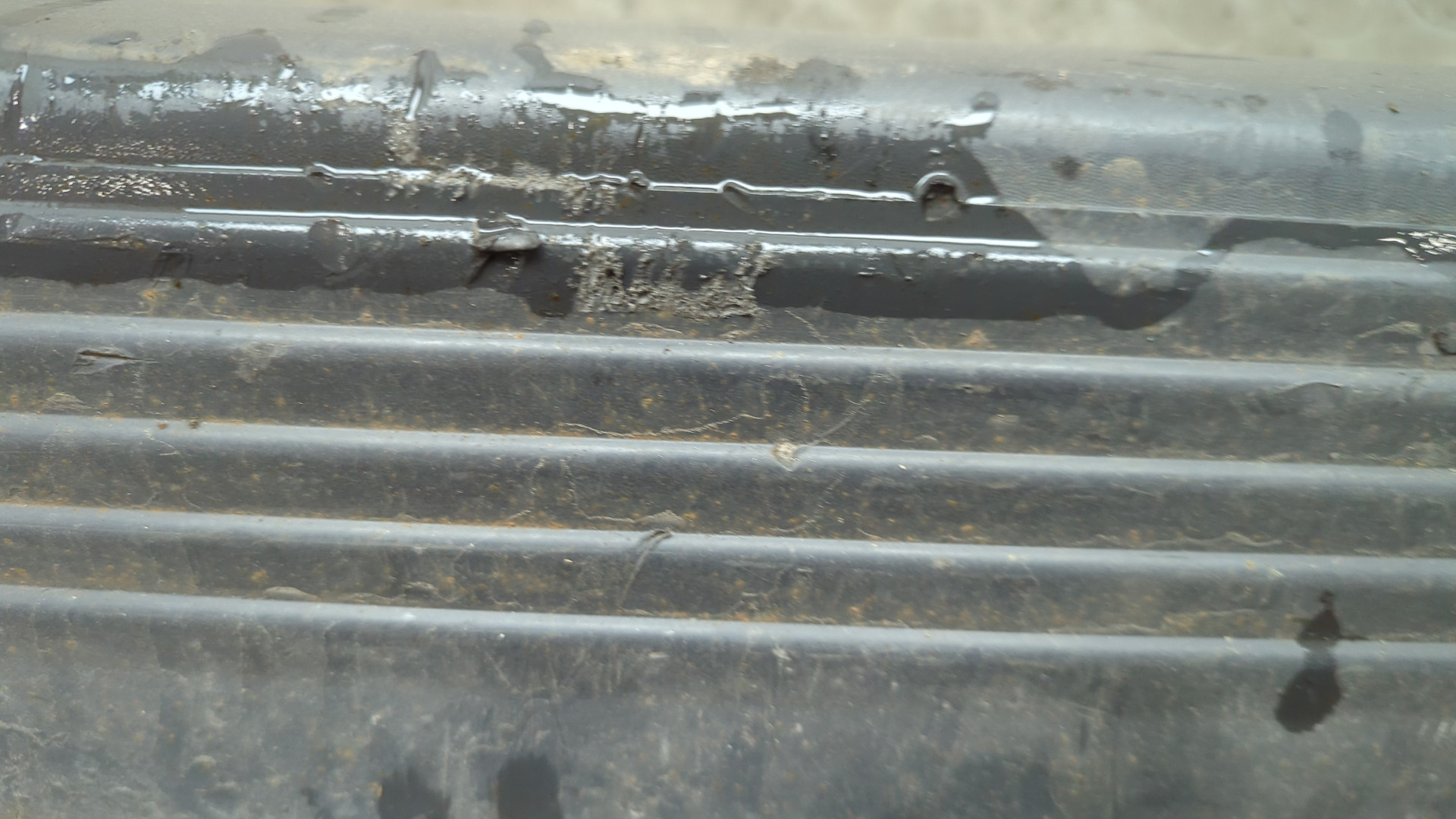 Бампер задний