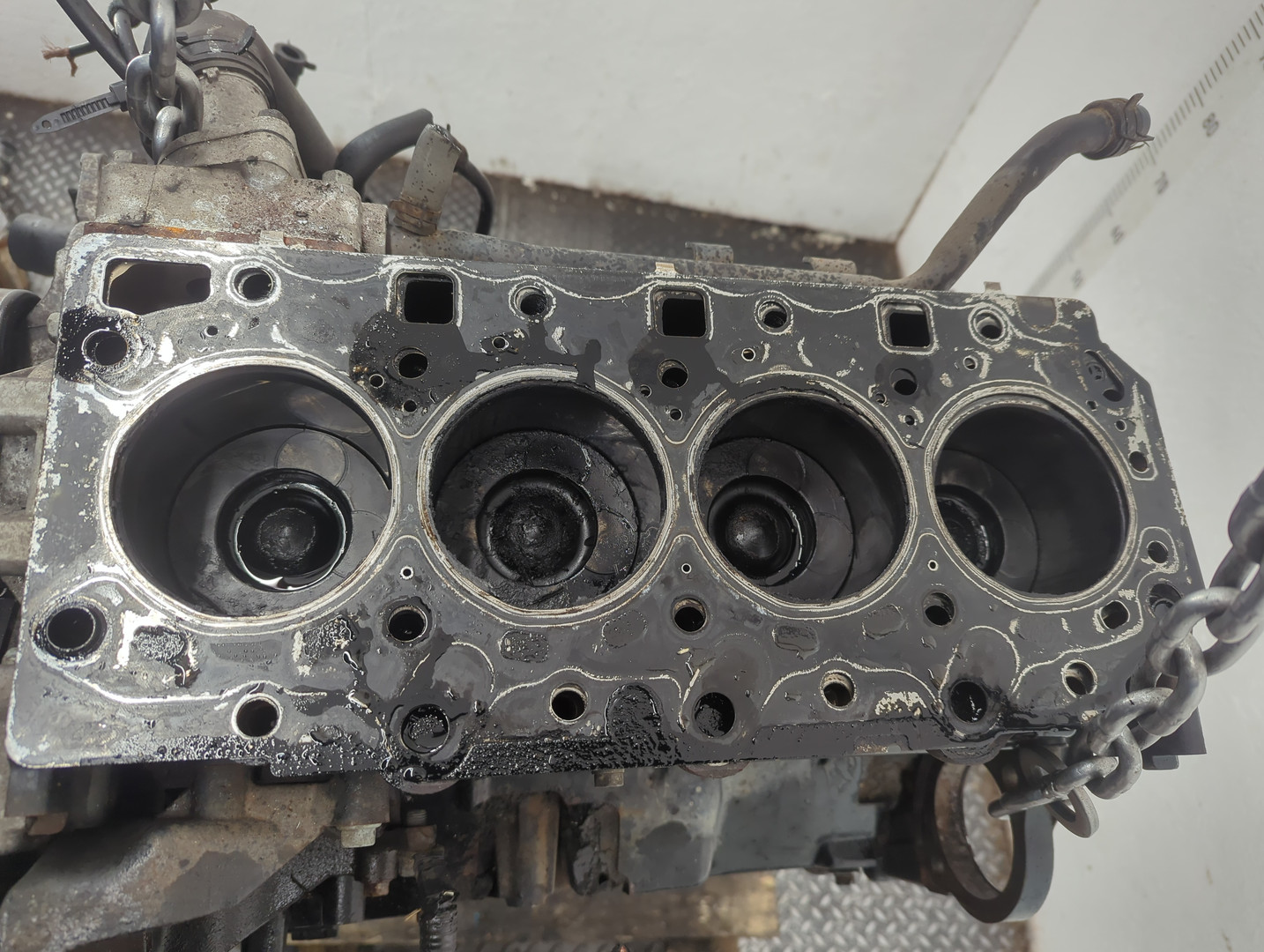 Блок двигателя