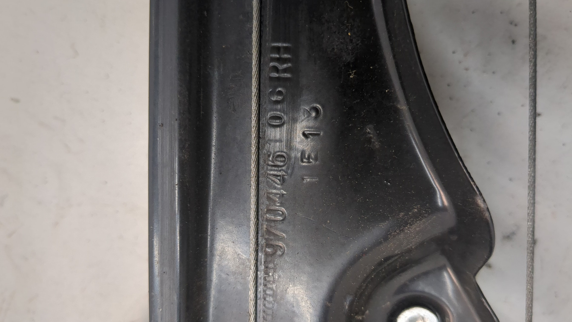 Стеклоподъемник электр. передний правый