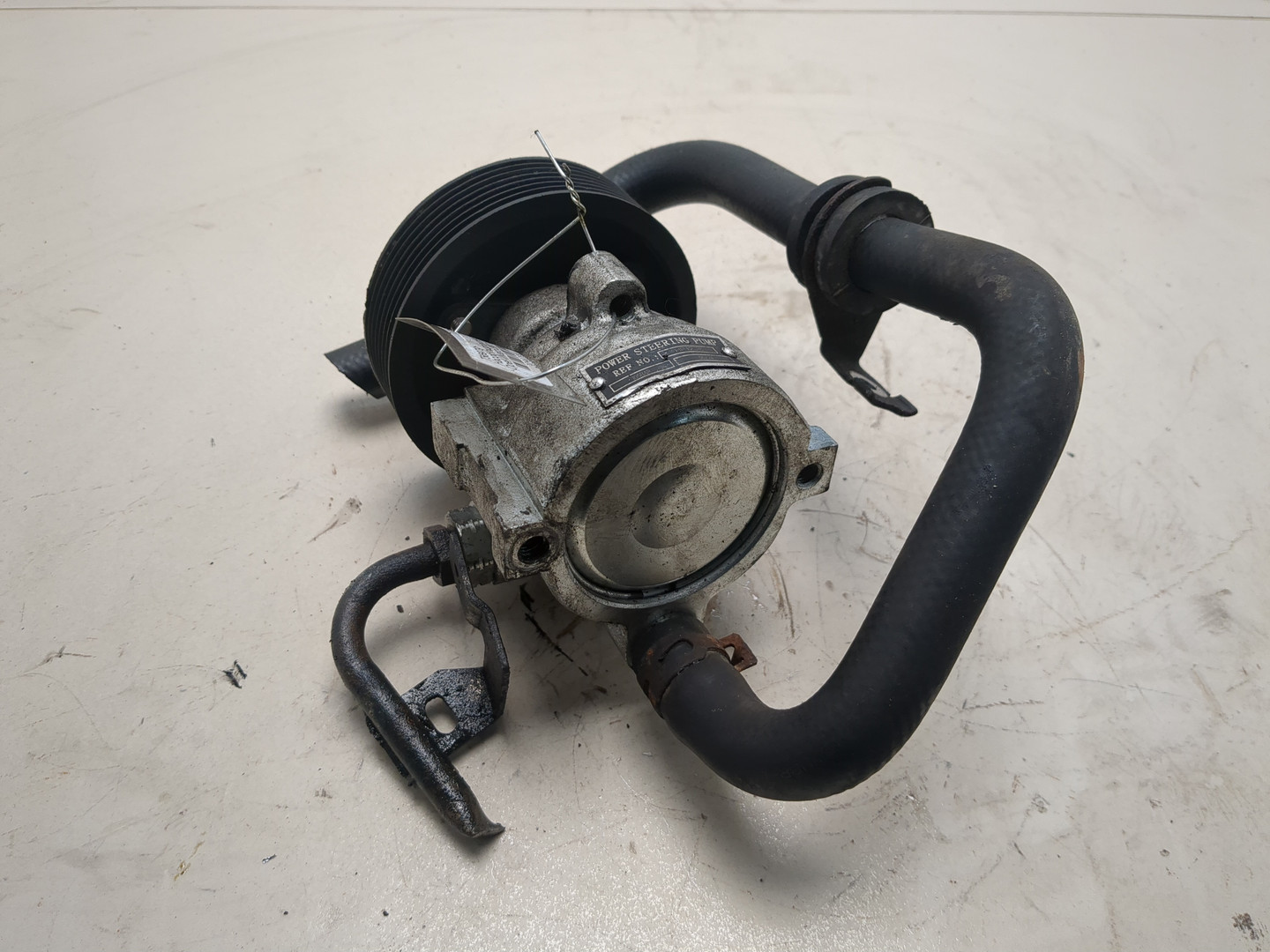 Насос ГУР (гидроусилитель руля)