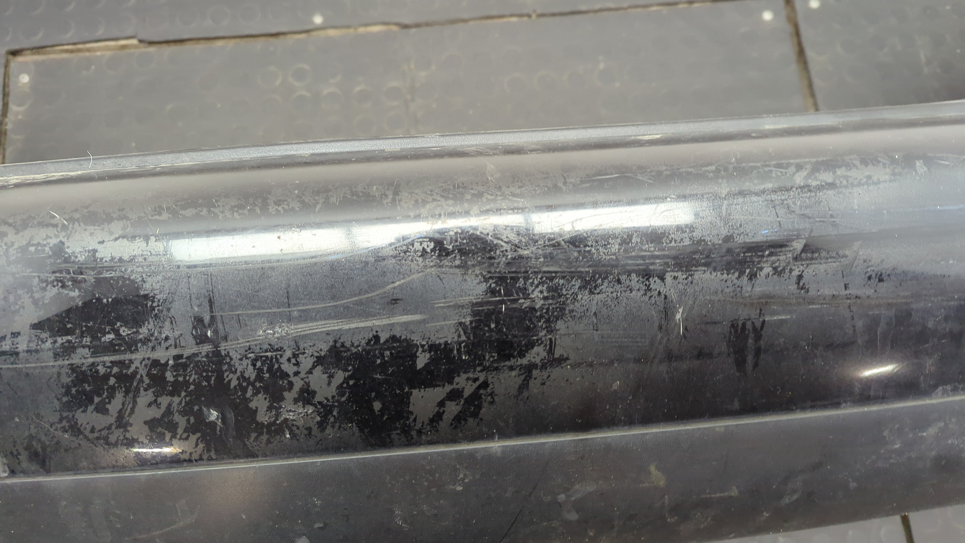 Бампер задний