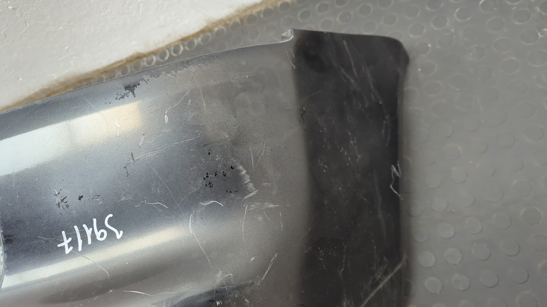 Бампер задний