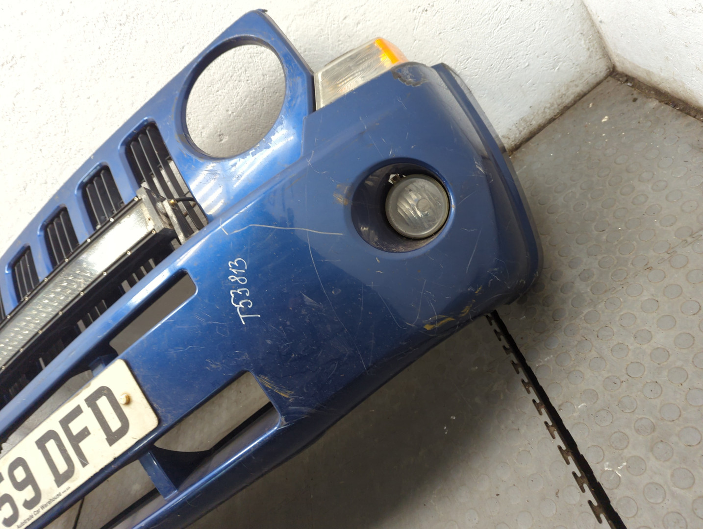 Бампер передний