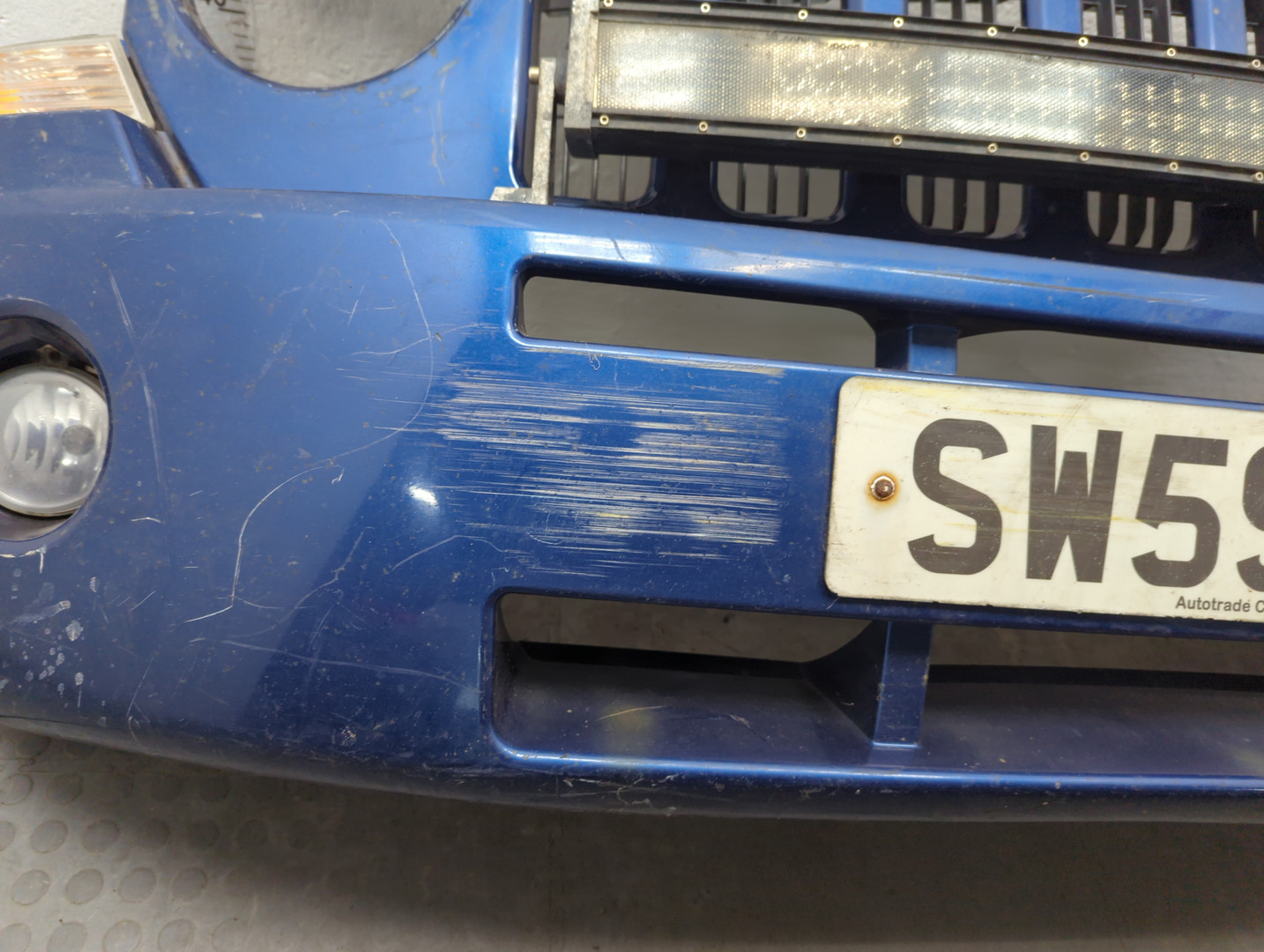 Бампер передний